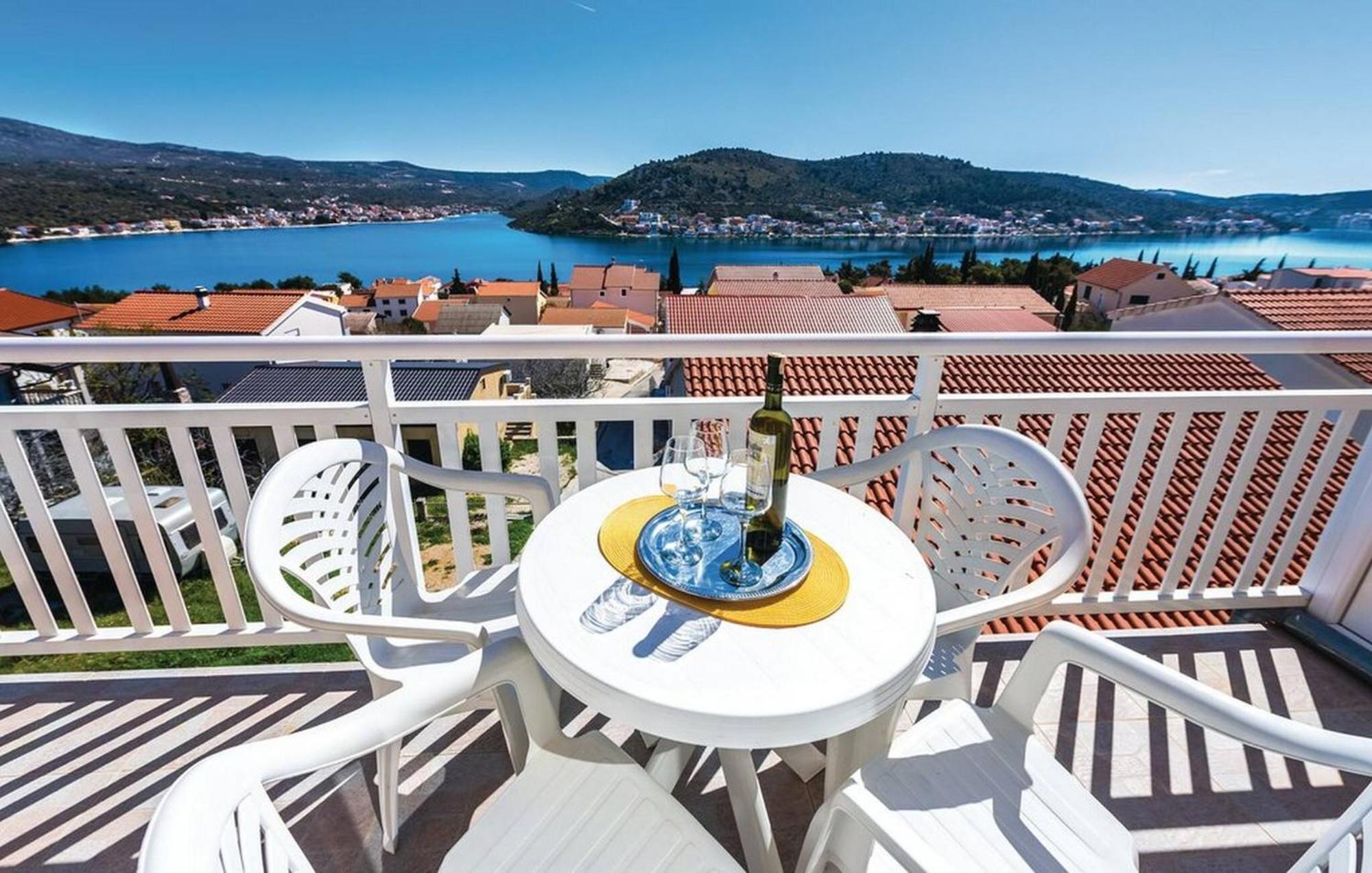 S&G Leko Apartmani Rogoznica 로고즈니차 외부 사진