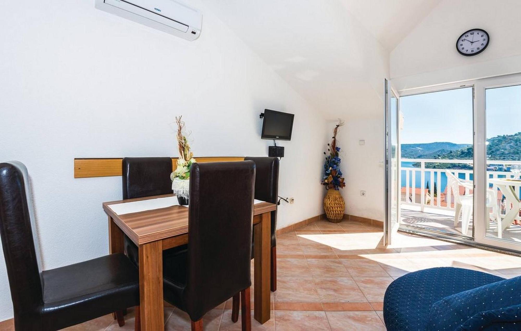 S&G Leko Apartmani Rogoznica 로고즈니차 외부 사진